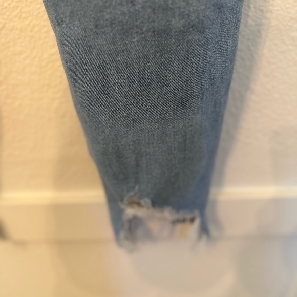 American Eagle Stretch Distressed Jeans Women's Size 6 - Picture 11 of 16